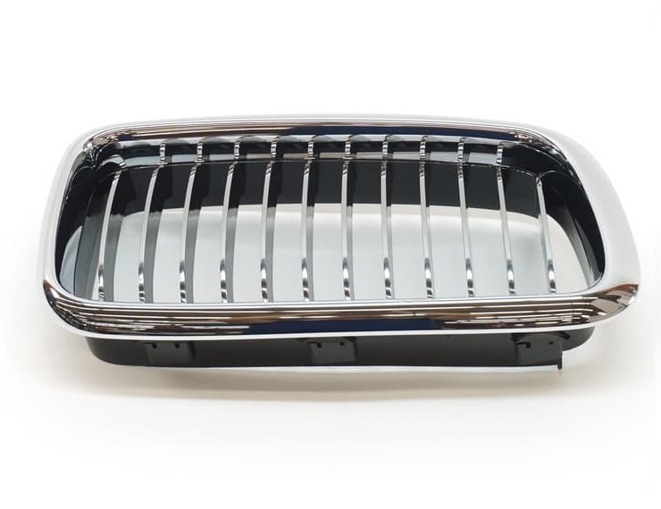 Accéder à la pièce Grille droite