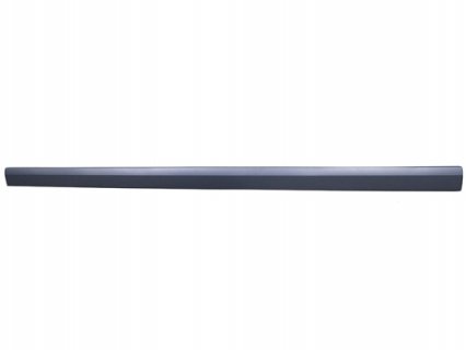 Accéder à la pièce Moulure porte avant droite, apprêtée