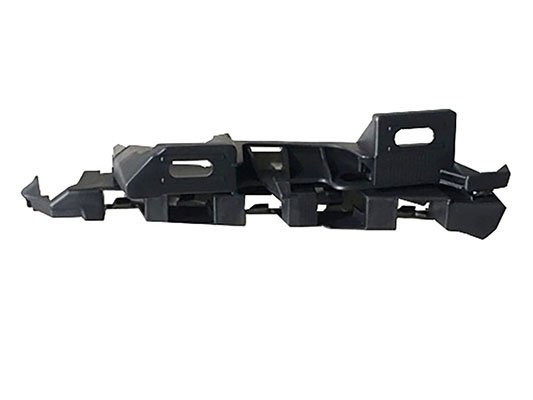 Accéder à la pièce Support de pare-chocs avant droit