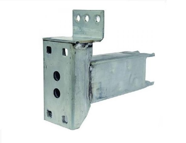 Accéder à la pièce Support de pare-chocs avant gauche