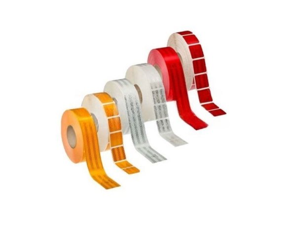 Accéder à la pièce 3M ROLL JAUNE RÉFLÉCHISSANT 12.5M-55MM