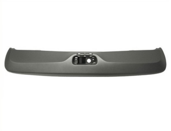 Accéder à la pièce Spoiler de pare-chocs arrière