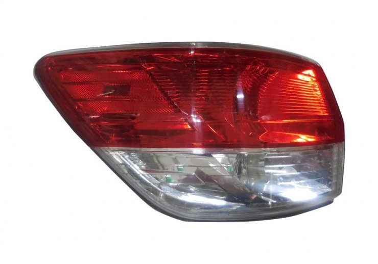 Accéder à la pièce Feu arrière gauche