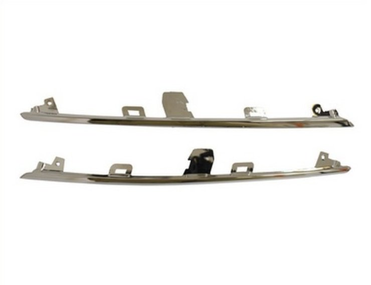 Accéder à la pièce Kit moulures grille chromées