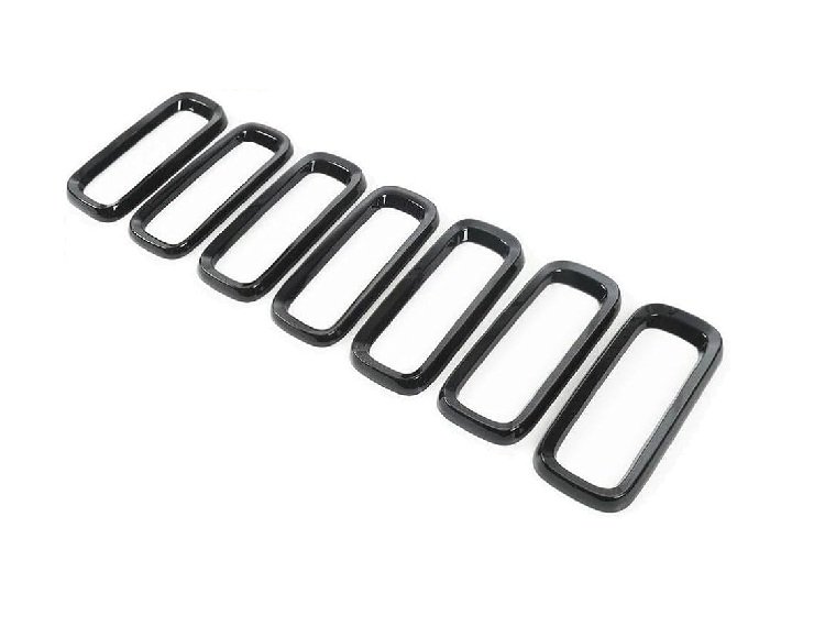 Accéder à la pièce Moulures calandre noires (7 pièces) (Mod. Altitude)