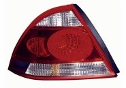 Feux arrières NISSAN Sunny