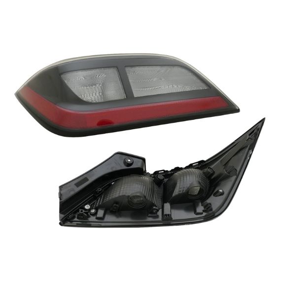 Accéder à la pièce Feu arrière gauche