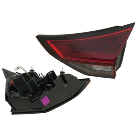 Accéder à la pièce Feu arrière droit, intérieur, LED