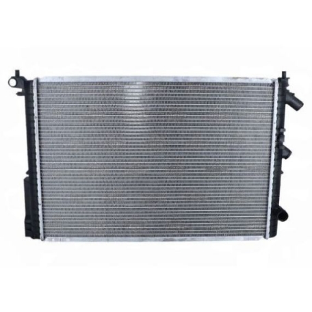 Accéder à la pièce Radiateur essence + clim. / diésel +/- clim. Accéder à la pièce Radiateur essence + clim. / diésel +/- clim.