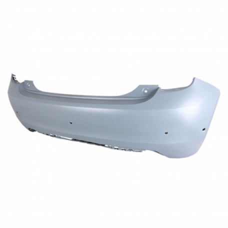 Accéder à la pièce Pare-chocs arrière apprêté, 5 trous capteurs