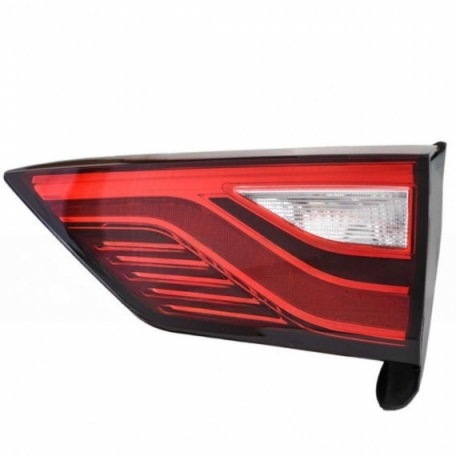 Accéder à la pièce Feu arrière droit, partie intérieur