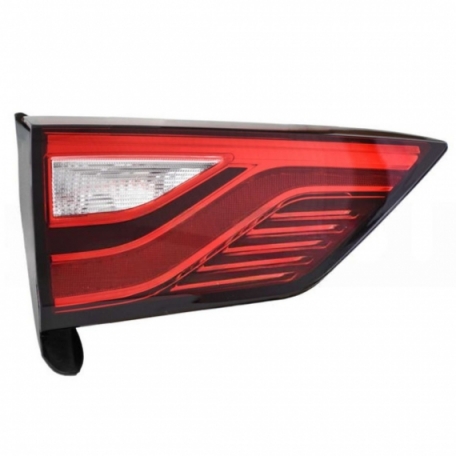 Accéder à la pièce Feu arrière gauche, partie intérieure